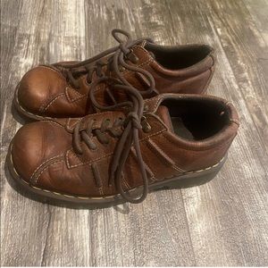 Doc Martens brown Oxford shoes